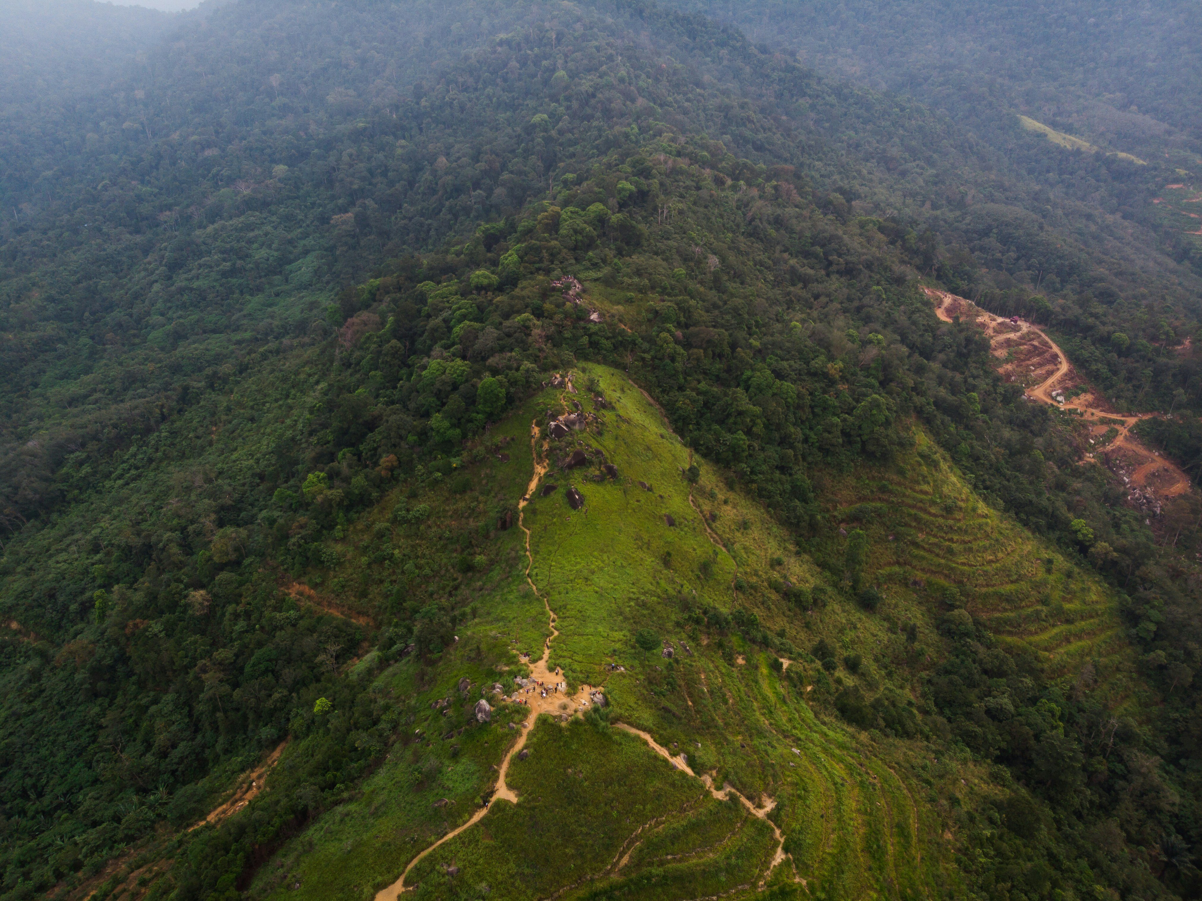 Photo of Broga Hill in Selangor, Malaysia by Hendri Sabri on Unsplash